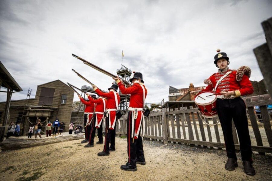Melbourne: Sovereign Hill, Eureka Centre & Melbourne Skydeck - Step Back in Time at Sovereign Hill