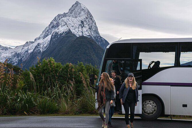 Milford Sound Coach and Cruise tour from Queenstown - Transportation and Group Size