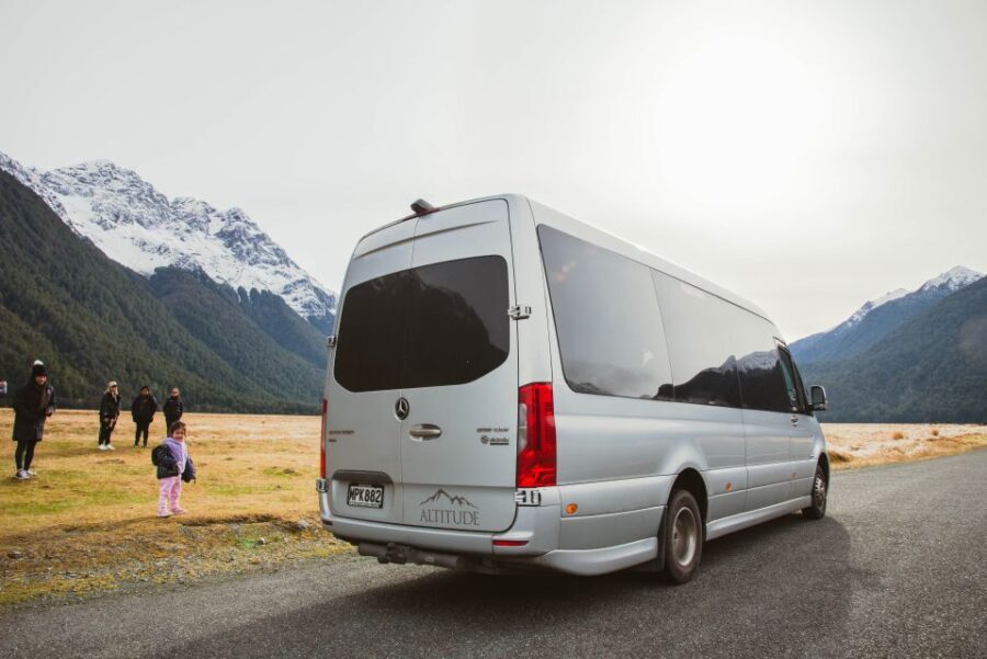 Milford Sound: Premium Small Group Tour from Queenstown - Transport and Comfort