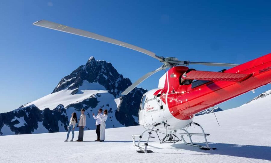 Milford Sound Scenic Helicopter Flight with Landing - What Makes This Tour Special?