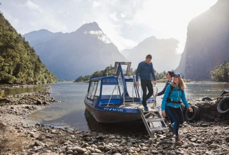 Milford Sound: Self-Guided Milford Track Day Walk - An In-Depth Look at the Milford Sound Self-Guided Walk