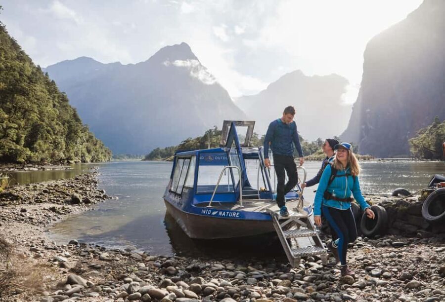 Milford Sound: Self-Guided Milford Track Day Walk - An In-Depth Look at the Milford Sound Self-Guided Walk