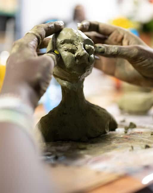 Mombasa: Studio Belabela art activity and Haller Park tour - Unleashing Your Inner Artist: The Creative Painting Workshop