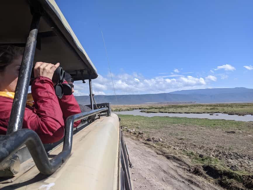 Moshi: Lake Chala Day Trip with Guided Hike and Lunch - A Close Look at the Experience