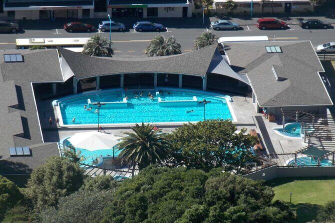 Mount Maunganui Beach Escape: Scenic Day Trip from Auckland - McLaren Falls Park: A Photo-Op and Nature Break