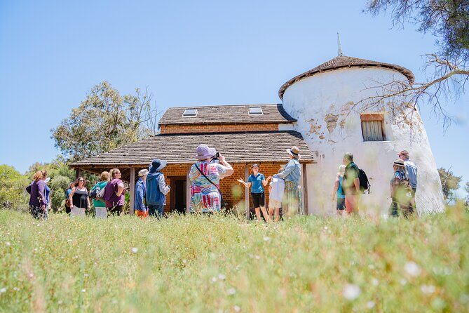 Murray River Lunch Cruise - Historic Stop at Coopers Mill