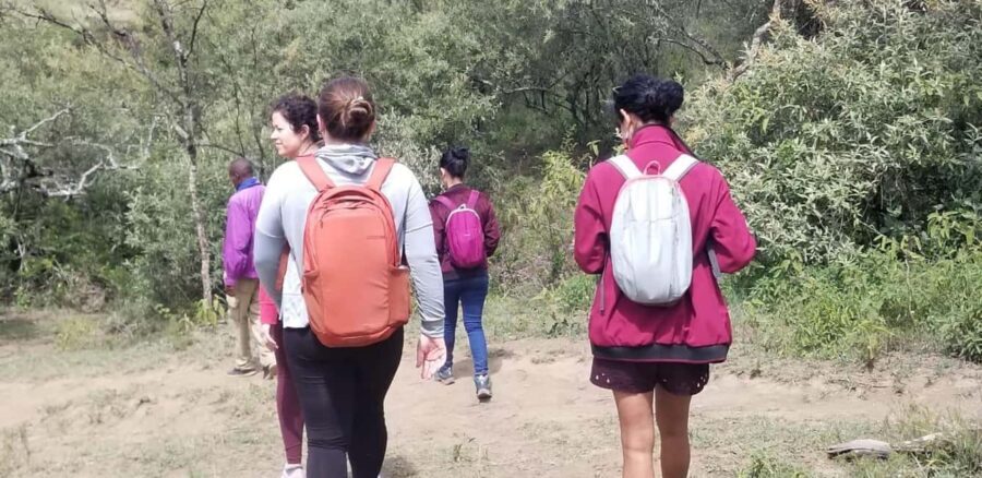 Nairobi: Hell's Gate and Crescent Island Day Trip with Lunch - Experience Overview: What to Expect from This Tour