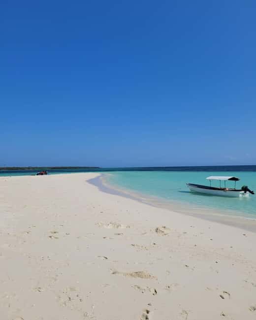 Nakupenda sandbank and stone town - The Itinerary in Detail