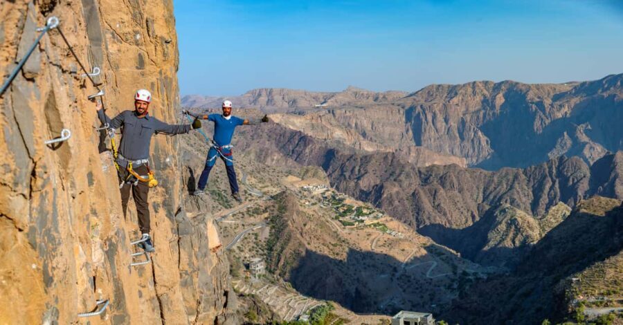 Nizwa: Jebel Shams Balcony Walk and Via Ferrata Adventure - Key Points