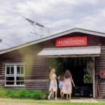 Noosa: Winery, Gin Distillery and Brewery Tour with Lunch - What’s Included and What’s Not