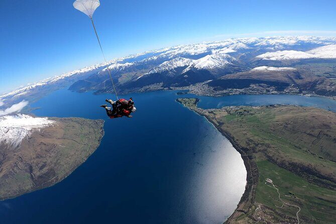 NZONE Skydive Queenstown - Safety First: The Briefing and Equipment