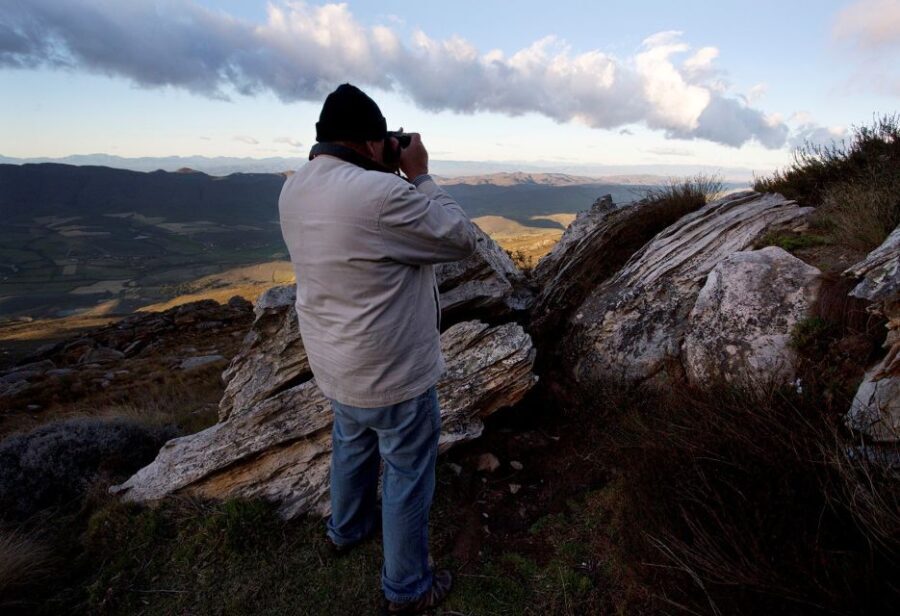 Oudtshoorn: Swartberg Mountain Pass Tour with Country Lunch - Hiking and Nature Exploration