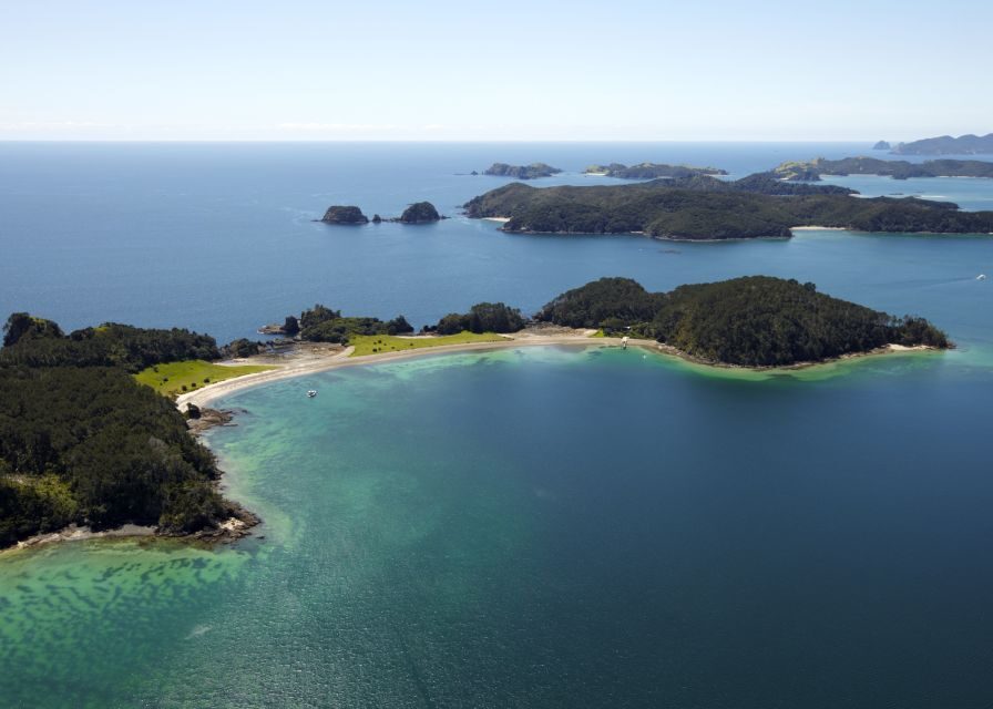 Paihia/Russell: Hole in the Rock Cruise with 2 Island Stops - Exploring the Itinerary: What Makes This Tour Special