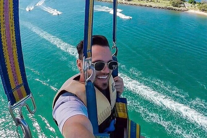 Parasailing on the Gold Coast, Fly solo, Tandem or Triple - Why the Reviews Matter