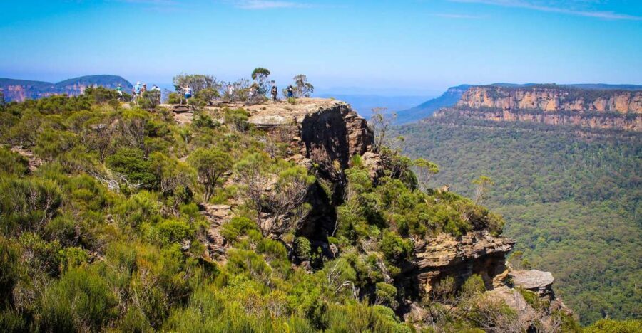 Personalised Blue Mountains Tour: Luxury Vehicles & Insights - An In-Depth Look at What You Can Expect