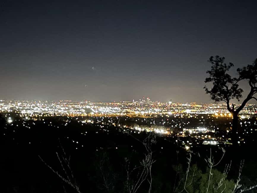 Perth: Lesmurdie Falls Sunset and Sparkling Hike - What’s Included?
