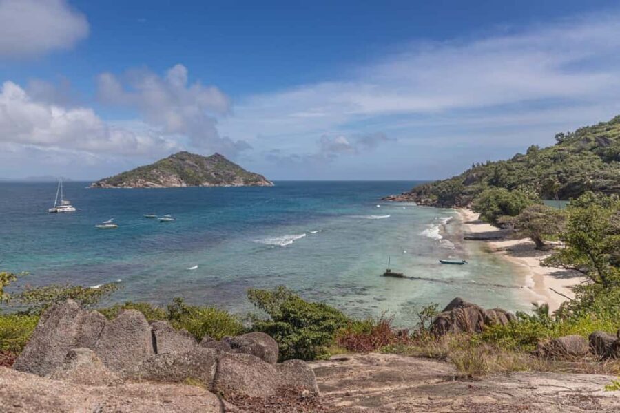 Praslin: Sister & Coco Island Full-Day Cruise and Creole BBQ - The Creole BBQ Experience