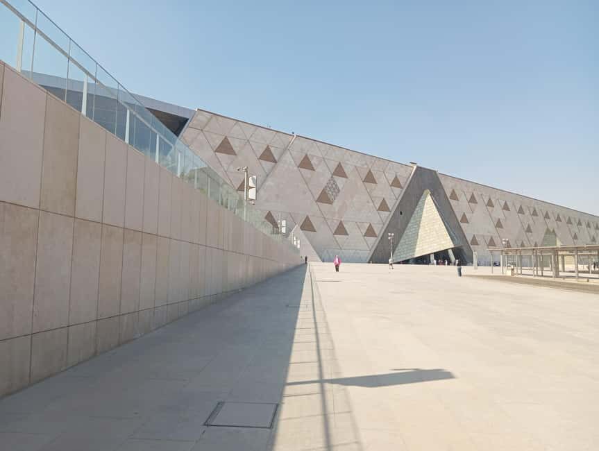 Private day:Pyramids and Grand Egyptian Museum with shopping - What Reviewers Say: Authentic Insights