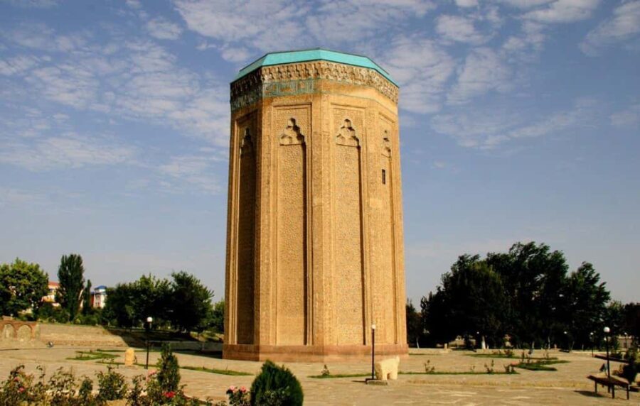 Private Nakhchivan day and 2 day tour - Exploring the Majestic Alinja Castle