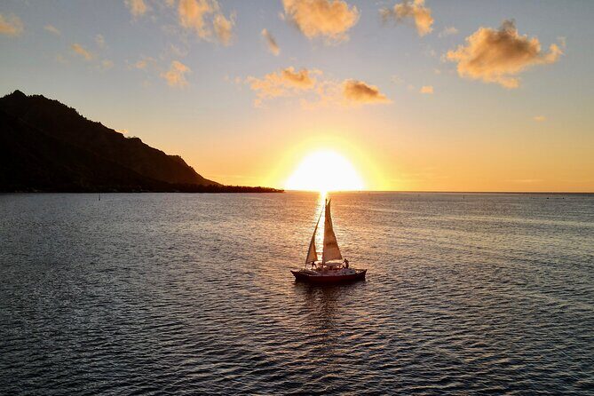 PRIVATE Sunset Cruise : Moorea Sailing on a Catamaran named Taboo - The Experience of Moorea’s Sunset on a Catamaran