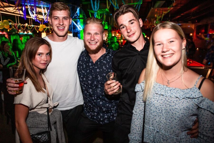 Queenstown: Ice Bar Crawl - Practical Details and What You Need to Know