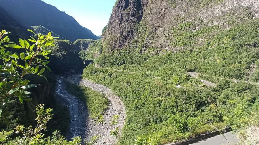 Reunion Island: Cilaos Sightseeing tour with driver guide - Practical Details and What to Pack