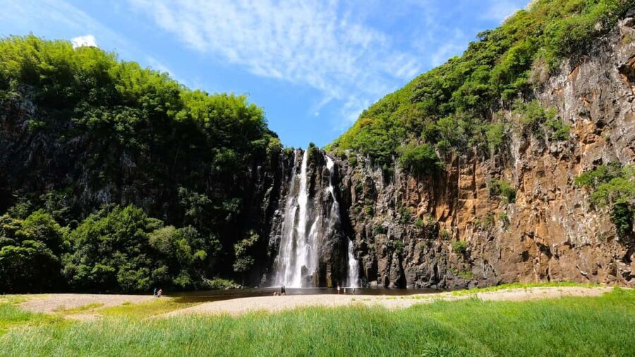 Reunion Island : Guided tour to the Salazie with lunch - FAQs