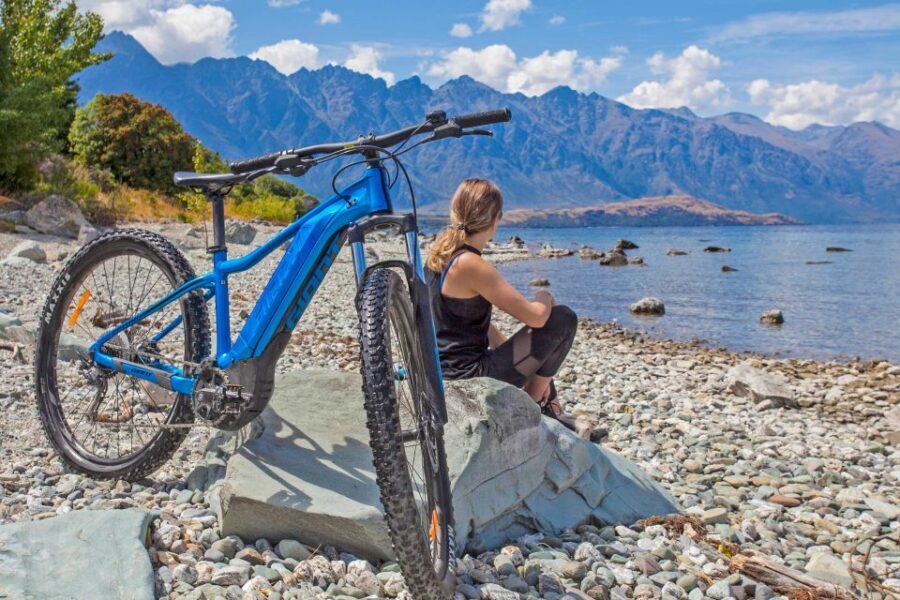 Ride to Riches: Arrowtown to Queenstown with Shuttle - What’s Included and What to Consider