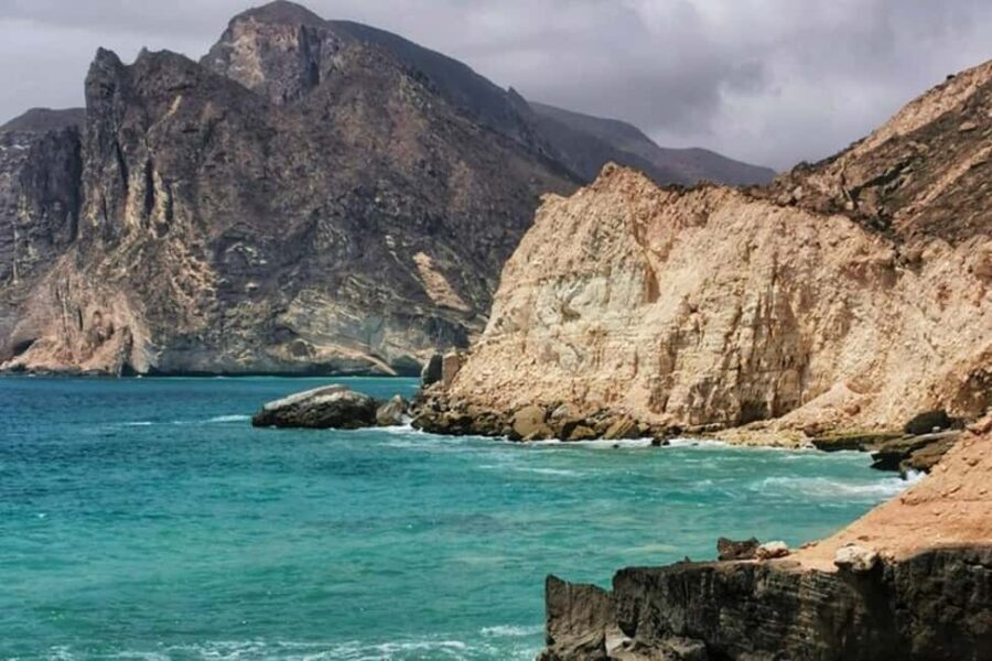 Salalah's Hidden Gems: East & West Adventure - Detailed Breakdown of the Itinerary