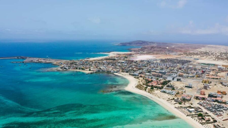 Salt Island: 4 hr sea excursion to Buracona or Pedra de Lume - Exploring Salt Island: What to Expect