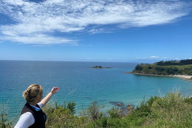 Saturday Sights and Flavours Tour - Starting Point: Matiatia Wharf and the Scenic Drive