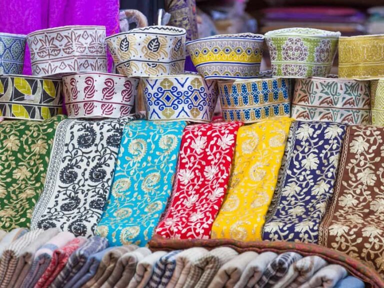 Seeb Souq and Omani House Experience with Lunch - Why This Tour Offers Great Value
