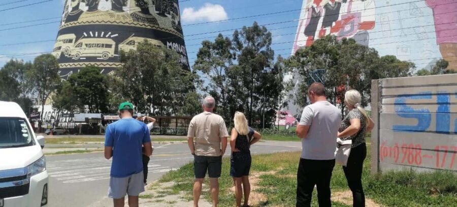 SOWETO APARTHEID MUSEUM AND LUNCH GUIDED TOUR - A Closer Look at the Soweto Tour Experience