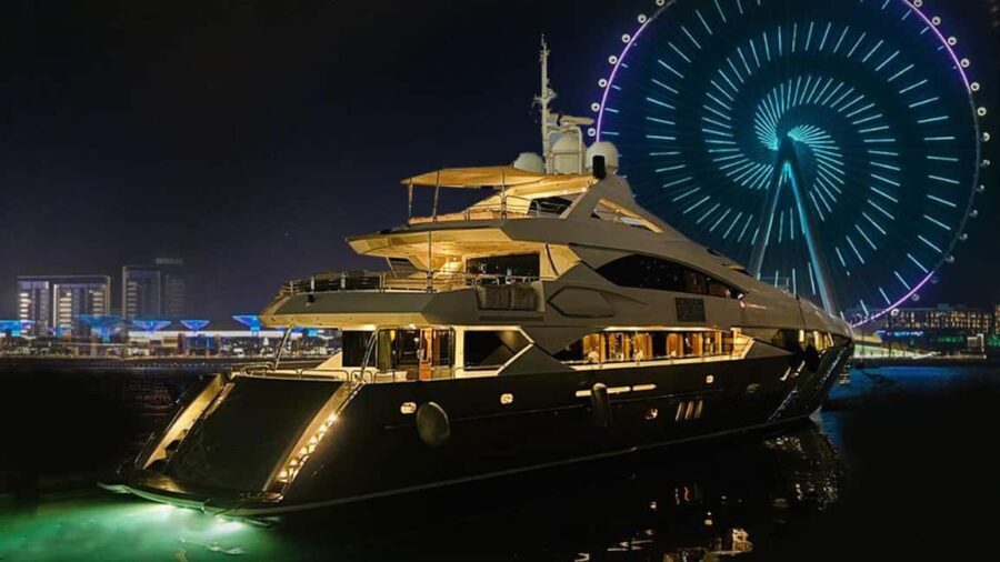 Sunseeker Superyacht: VIP Dinner, Premium Drinks& Live Music - What’s Included & What to Keep in Mind