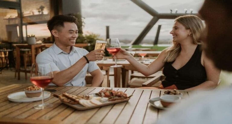 Surfers Paradise: Cruise, HOTA Gallery Entry, & Dining Pass - Art and Culture at HOTA Gallery
