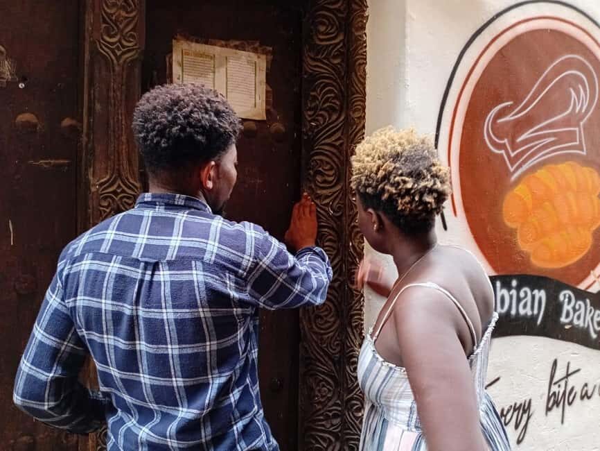 Swahili Carved Doors Tour by Woman Woodcarver: Lamu Island - The Experience of a Lifetime for Curious Travelers