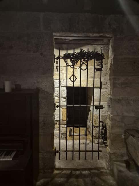 SYDNEY : Ghosts, Grog & The Rocks: Haunted Pubs &Cellar Tour - What the Tour Offers and What It Doesn’t