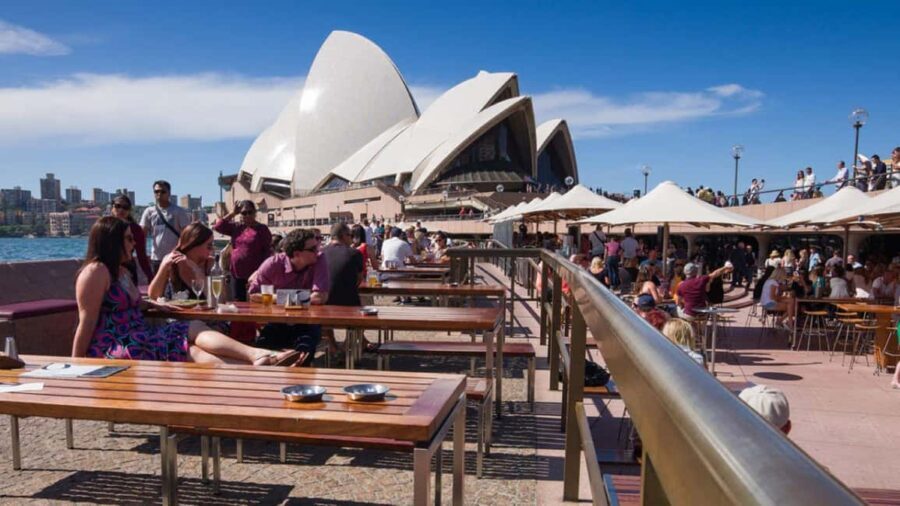 Sydney: Guided City Walk with Picnic Lunch - What Makes This Tour Stand Out?