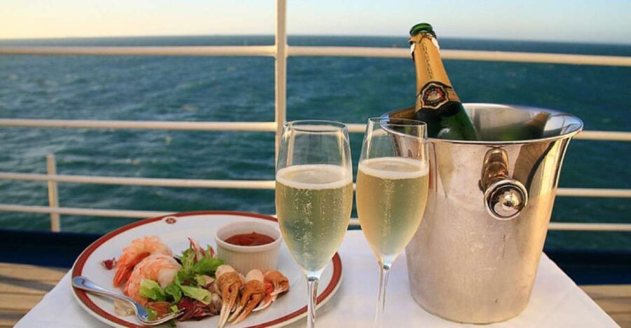 Sydney Harbour: 3-Hour Lunch Cruise with Live Music - Practical Details and Tips