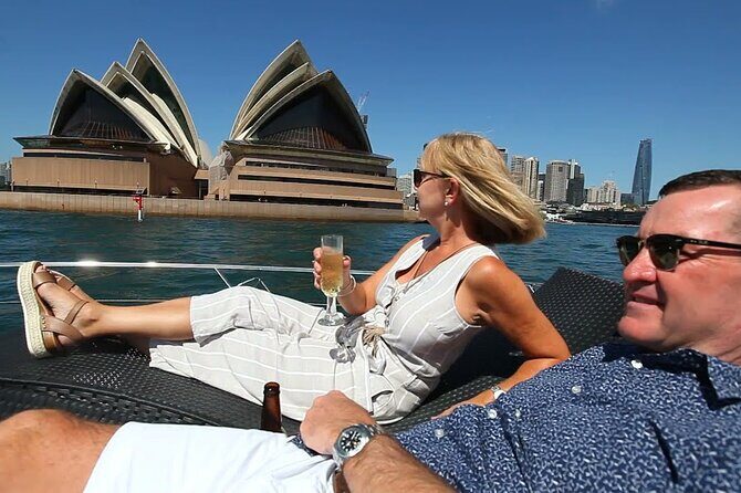 Sydney Harbour Sightseeing with Lunch and Live Commentary - Analyzing the Value