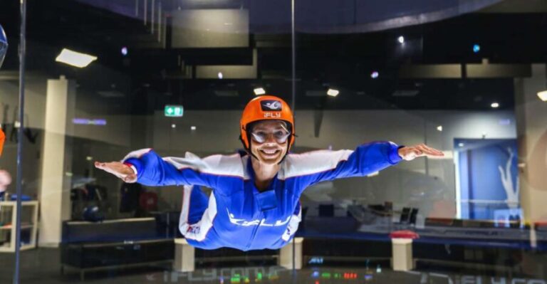 Sydney: Indoor Skydiving Experience - The Experience of Flying at iFLY Sydney