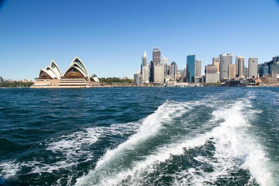 Sydney: Private Tour with Photography plus a Harbour Cruise - The Experience: Pros and Cons