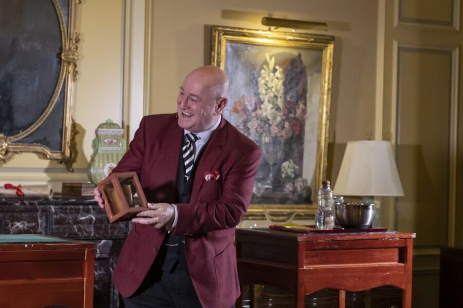 Sydney: The Gentleman Magician's Magical Soirée with Tickets - The Performance: Magic Meets Storytelling