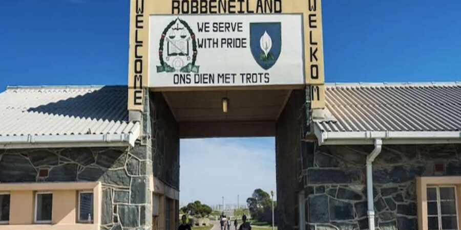 Table Mountain and Robben Island. - The Itinerary in Detail