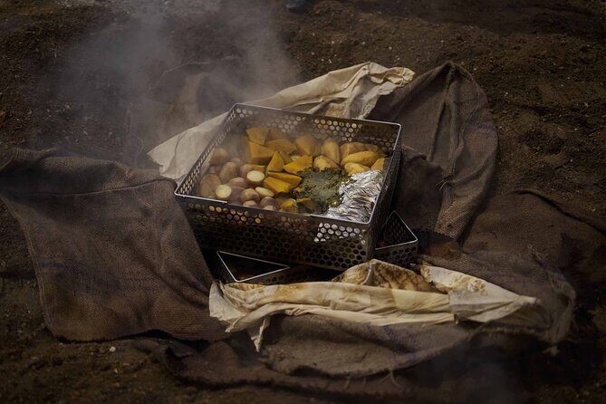Te Puia: Te P Indigenous Evening Experience with Dinner - In-Depth: Highlighting the Experience