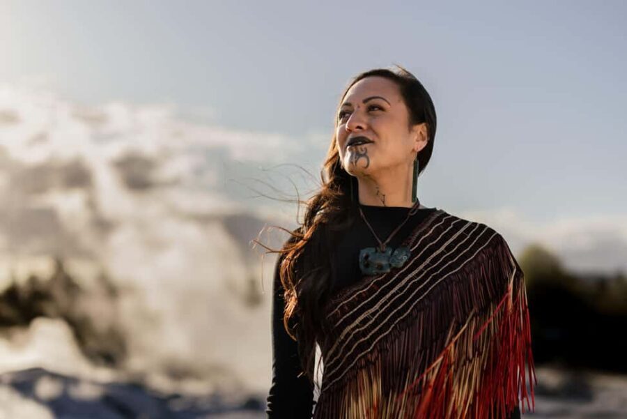 Te Puia: Te R Guided Day Tour - The Value of the Experience