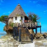 The rock restaurant and blue Lagoon - Why This Tour Works Well