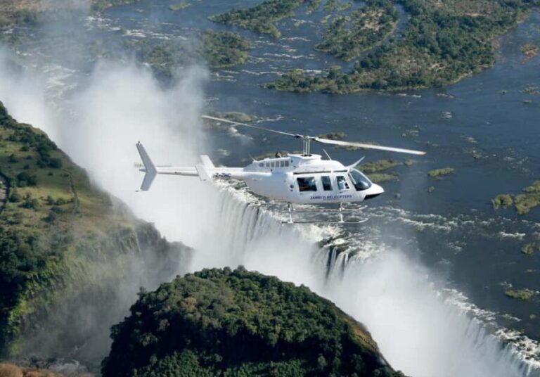 Victoria Falls: 12-13 min Helicopter Flight - Why You Should Consider This Flight