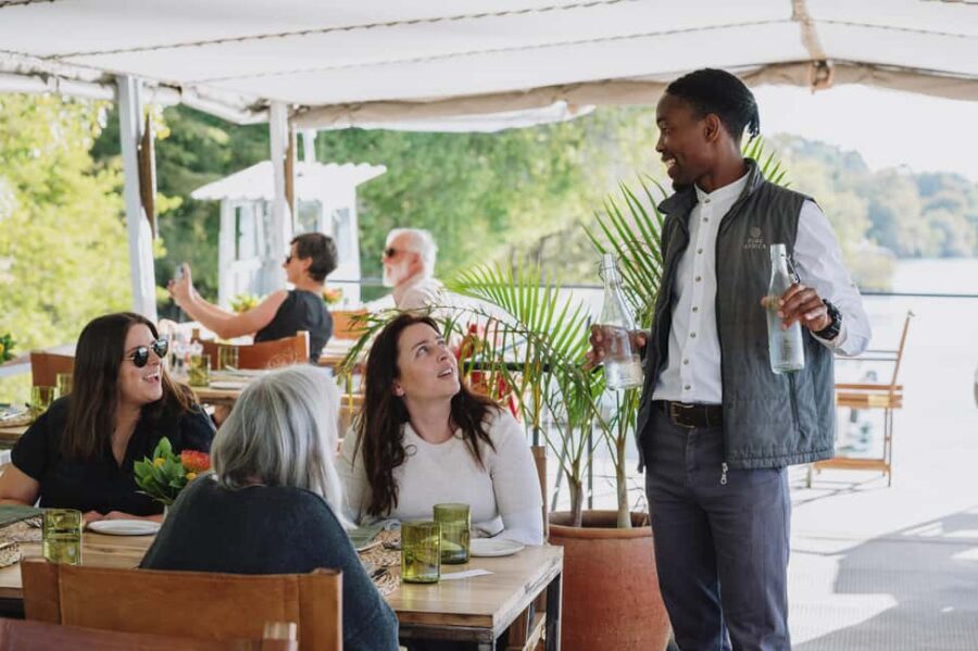 Victoria Falls: Dinner Cruise on the Zambezi River - Practical Tips for Booking and Enjoying