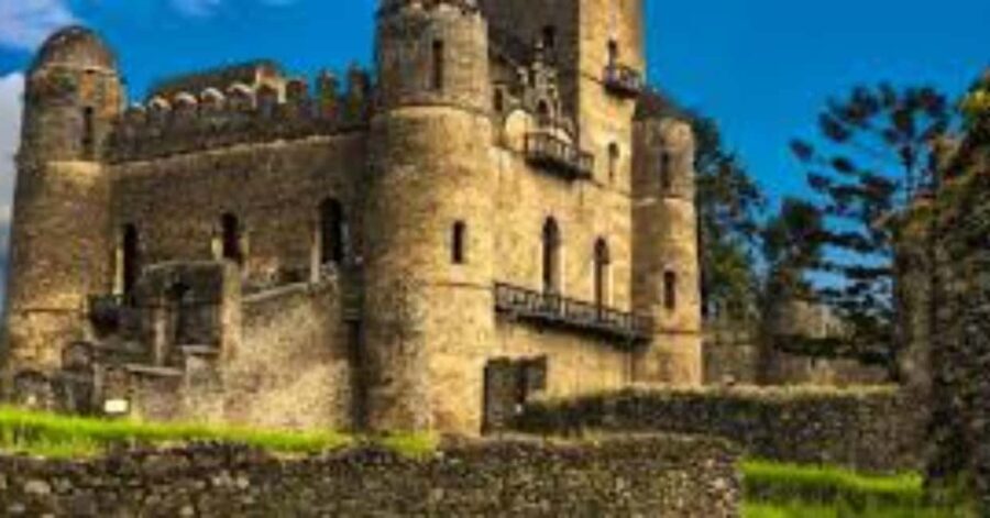 Visiting Bahir Dar, Gonder & trek to Simien Mountain 5 Days - Transportation & Logistics